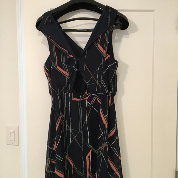 Banana Republic size 4 navy dress - Picture 5 of 6